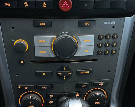 Білий Опель Антара, об'ємом двигуна 2.2 л та пробігом 113 тис. км за 12200 $, фото 36 на Automoto.ua