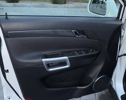 Білий Опель Антара, об'ємом двигуна 2.2 л та пробігом 113 тис. км за 12200 $, фото 9 на Automoto.ua