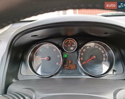 Білий Опель Антара, об'ємом двигуна 2.2 л та пробігом 271 тис. км за 11500 $, фото 27 на Automoto.ua