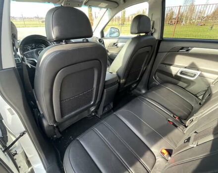 Білий Опель Антара, об'ємом двигуна 2.2 л та пробігом 208 тис. км за 11900 $, фото 8 на Automoto.ua