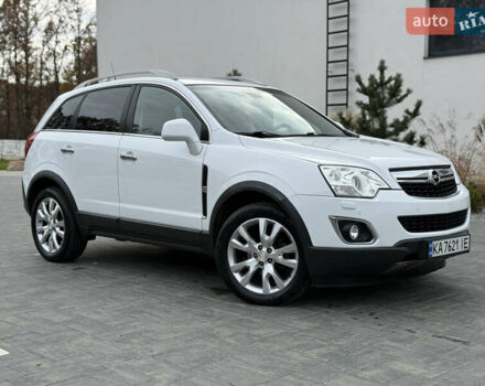 Белый Опель Антара, объемом двигателя 2.2 л и пробегом 115 тыс. км за 12200 $, фото 3 на Automoto.ua