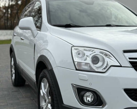 Белый Опель Антара, объемом двигателя 2.2 л и пробегом 115 тыс. км за 12200 $, фото 4 на Automoto.ua