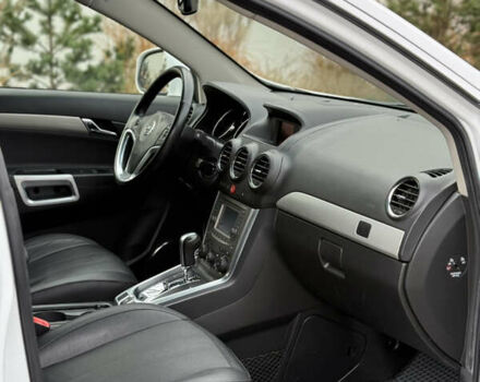 Белый Опель Антара, объемом двигателя 2.2 л и пробегом 115 тыс. км за 12200 $, фото 20 на Automoto.ua