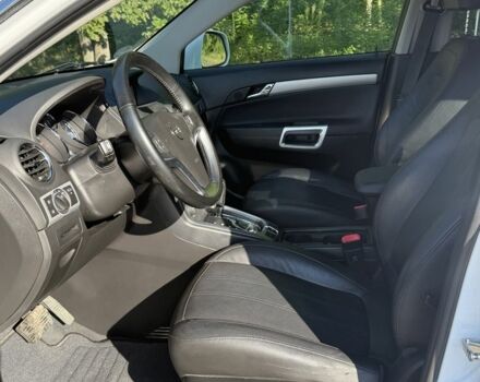 Білий Опель Антара, об'ємом двигуна 2.2 л та пробігом 158 тис. км за 14300 $, фото 3 на Automoto.ua