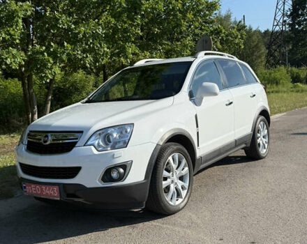 Белый Опель Антара, объемом двигателя 2.2 л и пробегом 158 тыс. км за 14800 $, фото 3 на Automoto.ua