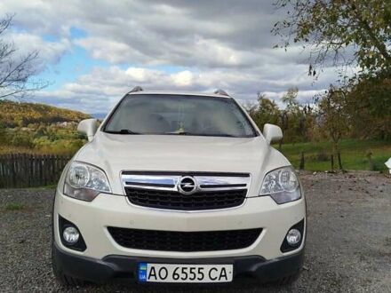 Белый Опель Антара, объемом двигателя 2.2 л и пробегом 230 тыс. км за 10500 $, фото 1 на Automoto.ua