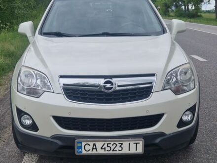 Білий Опель Антара, об'ємом двигуна 2.2 л та пробігом 315 тис. км за 8499 $, фото 1 на Automoto.ua