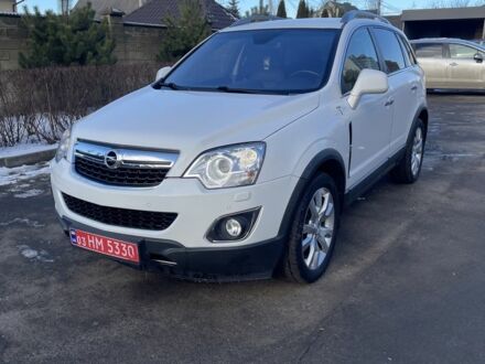 Белый Опель Антара, объемом двигателя 2.2 л и пробегом 210 тыс. км за 11600 $, фото 1 на Automoto.ua