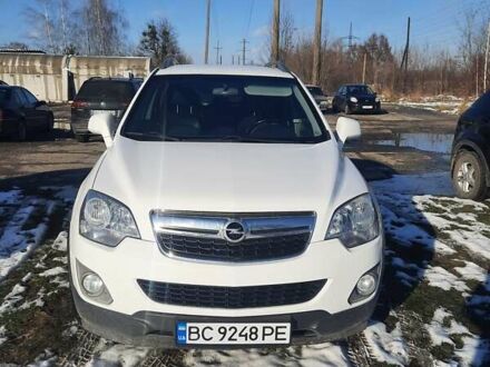 Белый Опель Антара, объемом двигателя 2.2 л и пробегом 259 тыс. км за 12500 $, фото 1 на Automoto.ua