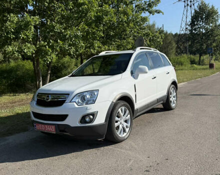 Белый Опель Антара, объемом двигателя 2.2 л и пробегом 158 тыс. км за 14800 $, фото 1 на Automoto.ua