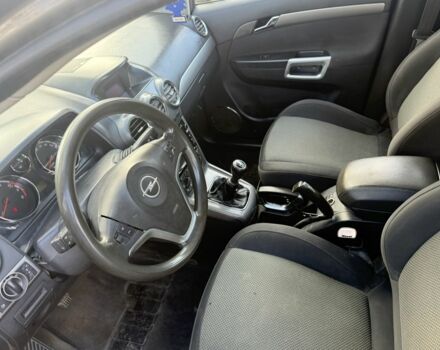 Бежевый Опель Антара, объемом двигателя 2.4 л и пробегом 214 тыс. км за 3800 $, фото 6 на Automoto.ua