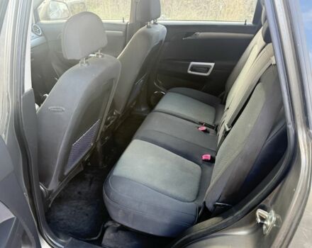 Бежевый Опель Антара, объемом двигателя 2.4 л и пробегом 214 тыс. км за 3800 $, фото 5 на Automoto.ua