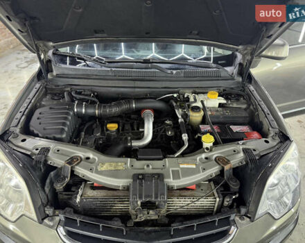 Бежевый Опель Антара, объемом двигателя 2 л и пробегом 230 тыс. км за 7900 $, фото 21 на Automoto.ua