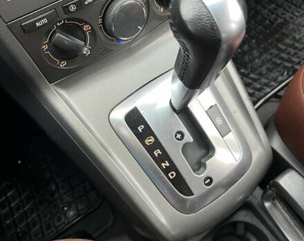 Черный Опель Антара, объемом двигателя 2 л и пробегом 225 тыс. км за 8400 $, фото 11 на Automoto.ua