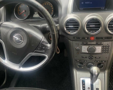 Черный Опель Антара, объемом двигателя 2 л и пробегом 200 тыс. км за 8200 $, фото 6 на Automoto.ua