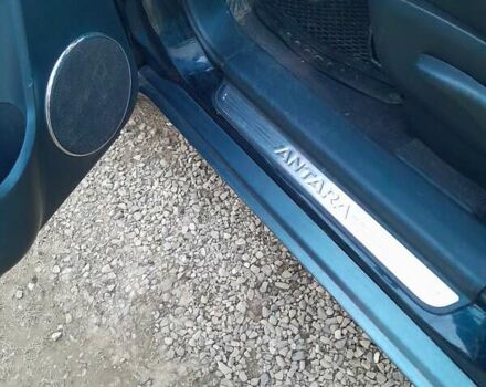 Черный Опель Антара, объемом двигателя 2 л и пробегом 217 тыс. км за 7500 $, фото 14 на Automoto.ua