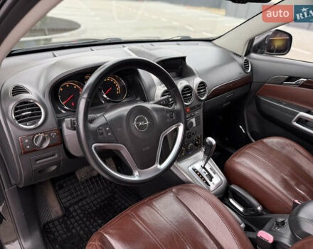 Черный Опель Антара, объемом двигателя 1.99 л и пробегом 226 тыс. км за 8500 $, фото 22 на Automoto.ua