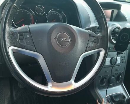 Черный Опель Антара, объемом двигателя 2 л и пробегом 217 тыс. км за 7500 $, фото 12 на Automoto.ua
