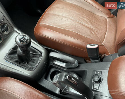 Чорний Опель Антара, об'ємом двигуна 2 л та пробігом 250 тис. км за 8950 $, фото 32 на Automoto.ua