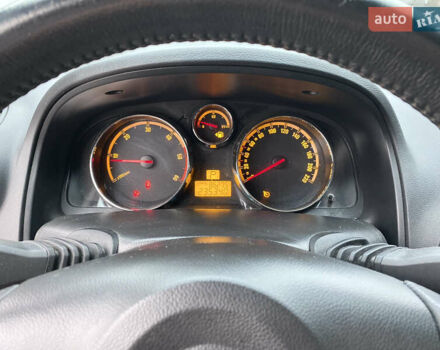 Черный Опель Антара, объемом двигателя 1.99 л и пробегом 235 тыс. км за 7500 $, фото 18 на Automoto.ua