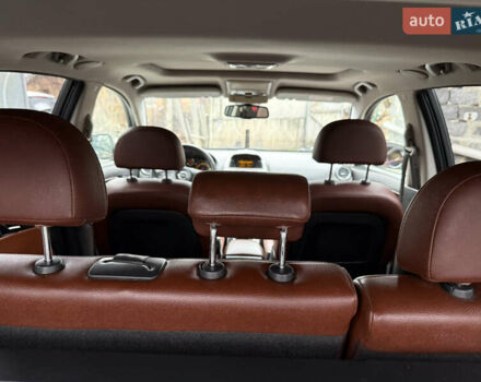 Чорний Опель Антара, об'ємом двигуна 2 л та пробігом 250 тис. км за 8950 $, фото 52 на Automoto.ua