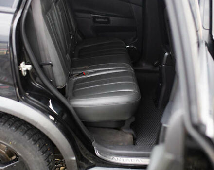 Черный Опель Антара, объемом двигателя 1.99 л и пробегом 251 тыс. км за 8836 $, фото 10 на Automoto.ua