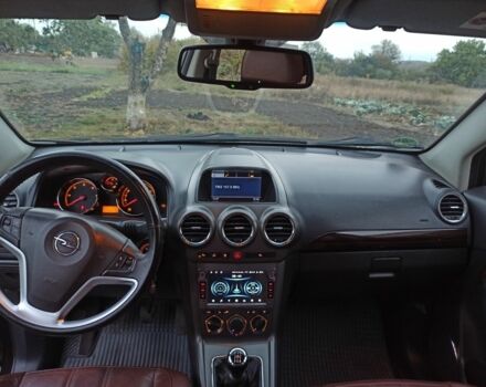 Опель Антара 2008 в Кривом Роге на Automoto.ua Черный Опель Антара, объемом двигателя 2 л и пробегом 258 тыс. км за 8300 $, фото 3 на Automoto.ua