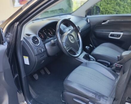 Чорний Опель Антара, об'ємом двигуна 2 л та пробігом 218 тис. км за 8350 $, фото 6 на Automoto.ua