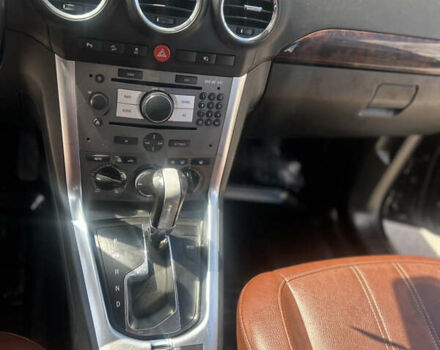 Черный Опель Антара, объемом двигателя 2.2 л и пробегом 253 тыс. км за 11200 $, фото 10 на Automoto.ua