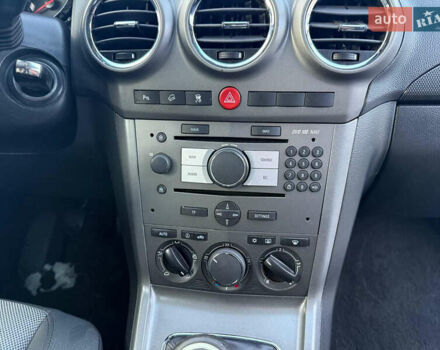 Чорний Опель Антара, об'ємом двигуна 2 л та пробігом 229 тис. км за 9000 $, фото 10 на Automoto.ua