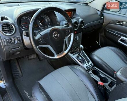 Черный Опель Антара, объемом двигателя 2.2 л и пробегом 225 тыс. км за 9700 $, фото 39 на Automoto.ua