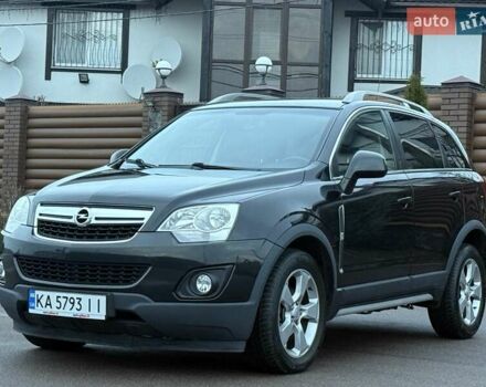 Черный Опель Антара, объемом двигателя 2.2 л и пробегом 225 тыс. км за 9700 $, фото 4 на Automoto.ua