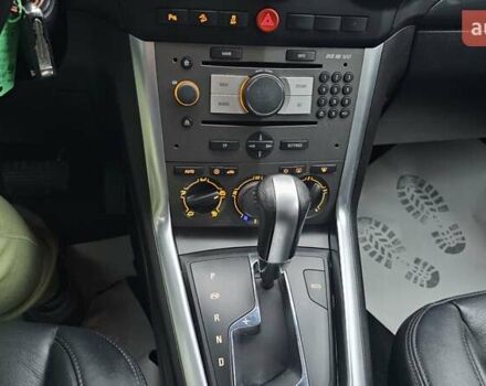 Черный Опель Антара, объемом двигателя 2.2 л и пробегом 158 тыс. км за 11450 $, фото 29 на Automoto.ua