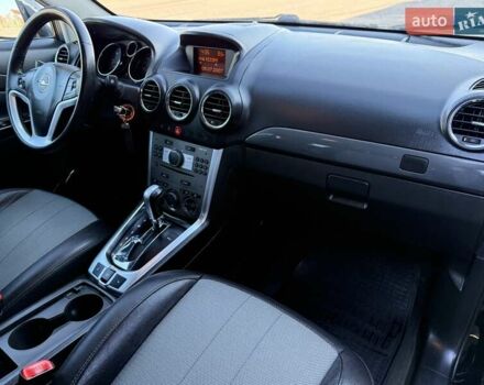 Черный Опель Антара, объемом двигателя 2.2 л и пробегом 225 тыс. км за 9700 $, фото 48 на Automoto.ua