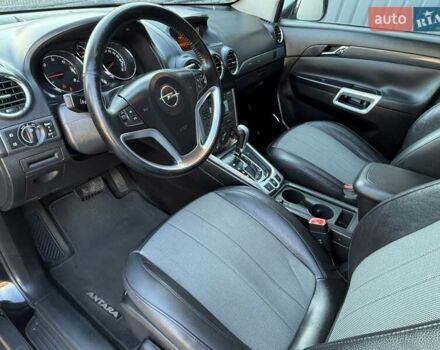 Черный Опель Антара, объемом двигателя 2.2 л и пробегом 225 тыс. км за 9700 $, фото 37 на Automoto.ua