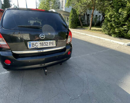 Черный Опель Антара, объемом двигателя 2.2 л и пробегом 280 тыс. км за 9000 $, фото 4 на Automoto.ua