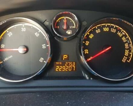 Черный Опель Антара, объемом двигателя 2.23 л и пробегом 229 тыс. км за 10322 $, фото 23 на Automoto.ua