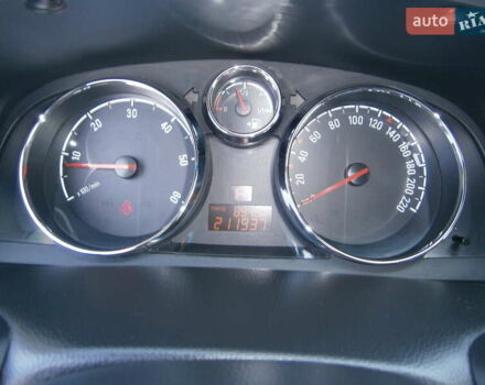 Чорний Опель Антара, об'ємом двигуна 2.23 л та пробігом 211 тис. км за 11200 $, фото 15 на Automoto.ua