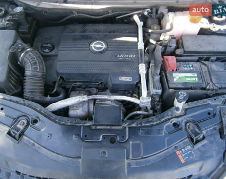 Чорний Опель Антара, об'ємом двигуна 2.23 л та пробігом 211 тис. км за 11200 $, фото 18 на Automoto.ua
