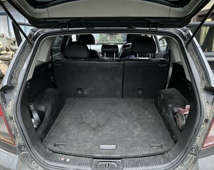 Чорний Опель Антара, об'ємом двигуна 2.2 л та пробігом 200 тис. км за 2800 $, фото 3 на Automoto.ua