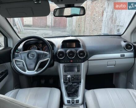 Чорний Опель Антара, об'ємом двигуна 2.2 л та пробігом 138 тис. км за 12450 $, фото 67 на Automoto.ua