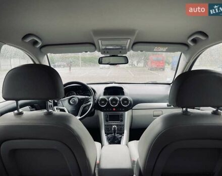 Черный Опель Антара, объемом двигателя 2.2 л и пробегом 138 тыс. км за 12850 $, фото 19 на Automoto.ua