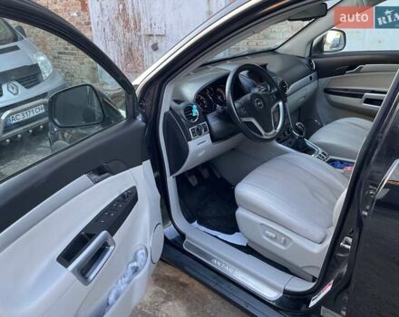 Черный Опель Антара, объемом двигателя 2.2 л и пробегом 138 тыс. км за 12985 $, фото 65 на Automoto.ua