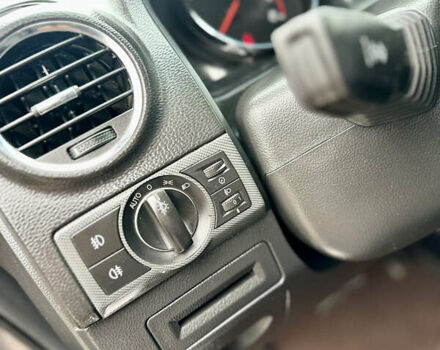 Коричневый Опель Антара, объемом двигателя 2.2 л и пробегом 241 тыс. км за 11000 $, фото 13 на Automoto.ua