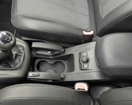 Сірий Опель Антара, об'ємом двигуна 2 л та пробігом 191 тис. км за 3700 $, фото 16 на Automoto.ua