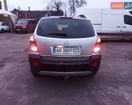 Сірий Опель Антара, об'ємом двигуна 1.99 л та пробігом 243 тис. км за 8000 $, фото 2 на Automoto.ua