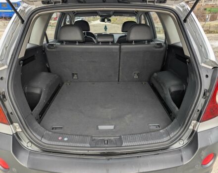 Сірий Опель Антара, об'ємом двигуна 2 л та пробігом 191 тис. км за 3700 $, фото 20 на Automoto.ua