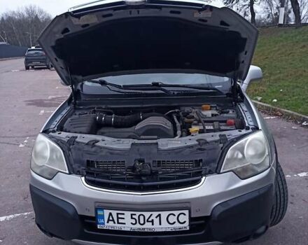 Сірий Опель Антара, об'ємом двигуна 1.99 л та пробігом 243 тис. км за 8000 $, фото 19 на Automoto.ua