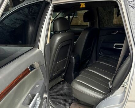 Сірий Опель Антара, об'ємом двигуна 2 л та пробігом 325 тис. км за 7800 $, фото 10 на Automoto.ua