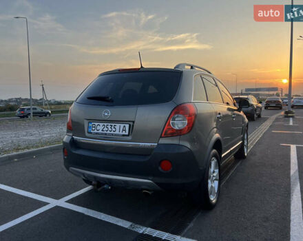 Серый Опель Антара, объемом двигателя 2 л и пробегом 280 тыс. км за 8300 $, фото 8 на Automoto.ua